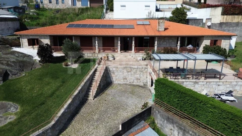 Moradia T4 para Venda em Vilar de Mouros