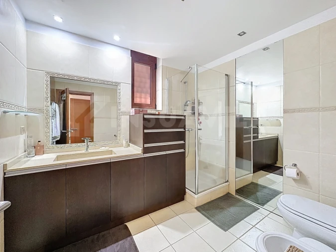 Moradia T4 para Venda em Vilar de Mouros Foto 17