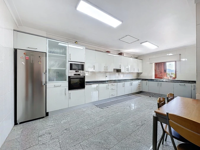 Moradia T4 para Venda em Vilar de Mouros Foto 2