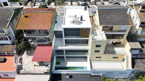 Moradia T5 para Venda em Loures