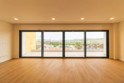 Moradia T5 para Venda em Loures