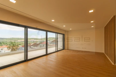 Moradia T5 para Venda em Loures
