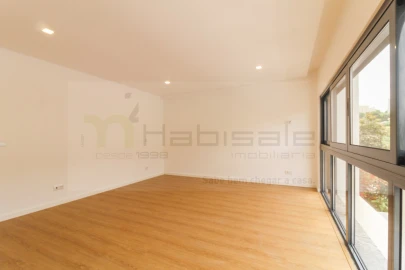 Moradia T5 para Venda em Loures