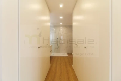 Moradia T5 para Venda em Loures