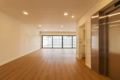 Moradia T5 para Venda em Loures