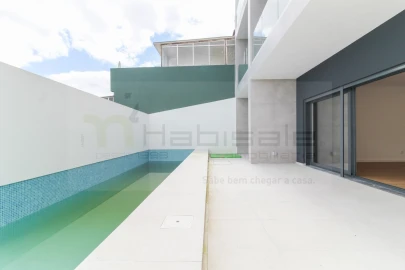 Moradia T5 para Venda em Loures