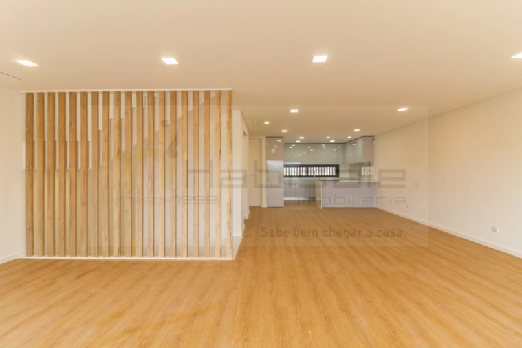 Moradia T5 para Venda em Loures Foto 10