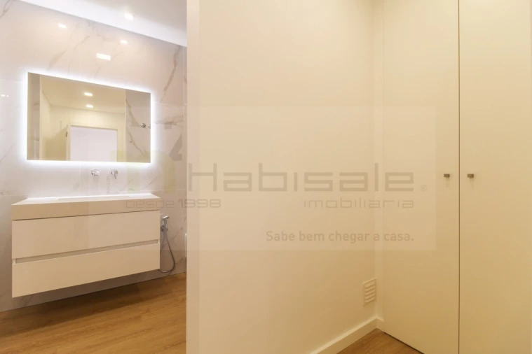 Moradia T5 para Venda em Loures Foto 36