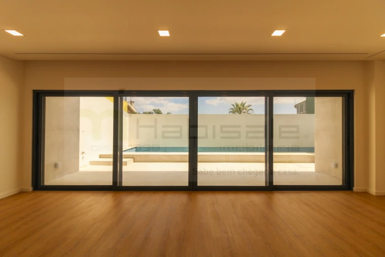 Moradia T5 para Venda em Loures Foto 63