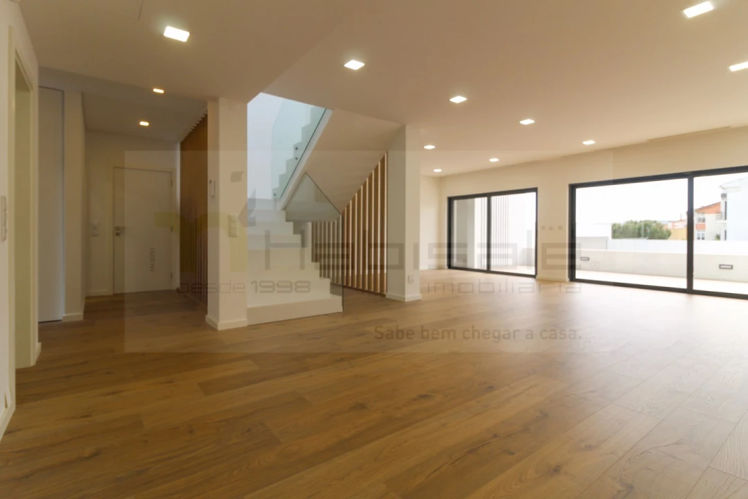 Moradia T4 para Venda em Loures Foto 21