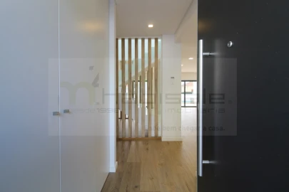 Moradia T4 para Venda em Loures