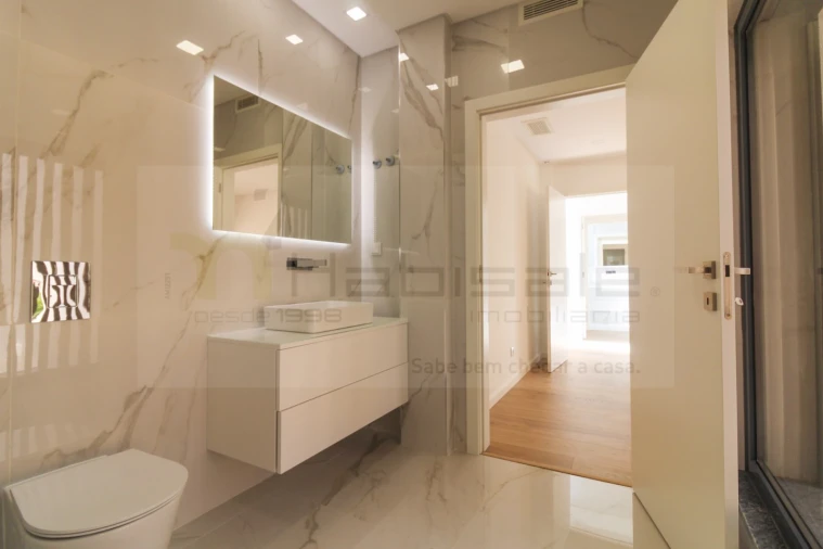 Moradia T4 para Venda em Loures Foto 50