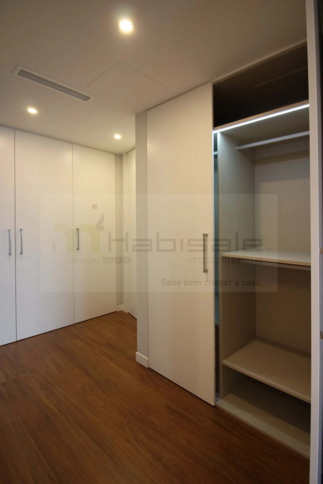 Apartamento T3 para Venda em Carcavelos e Parede Foto 13