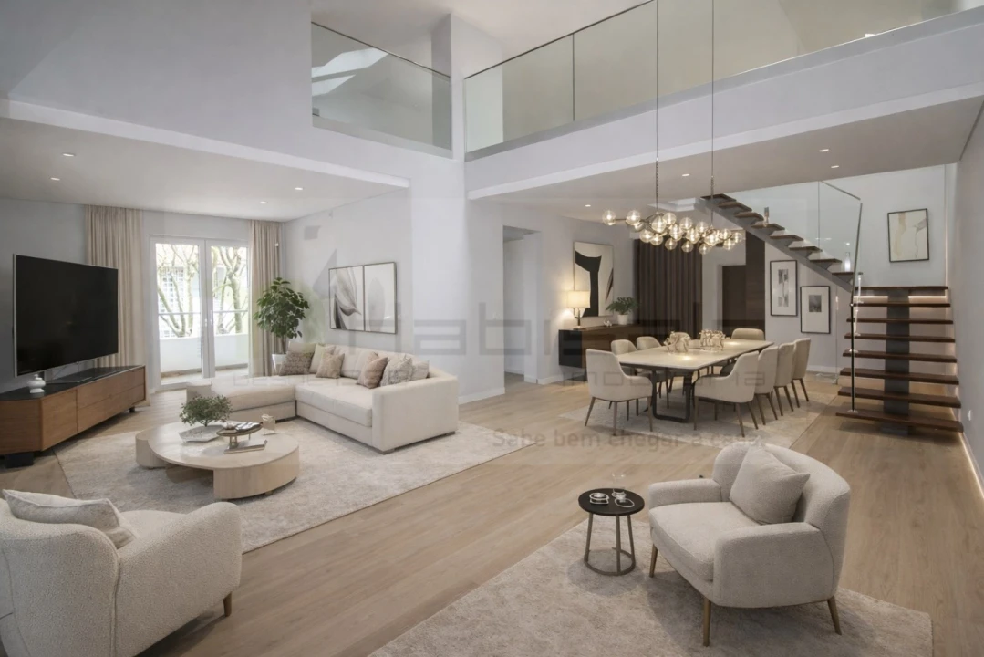Apartamento T3 para Venda em Carcavelos e Parede Foto 1