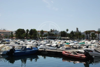 Prédio para Venda em Faro (Sé e São Pedro)