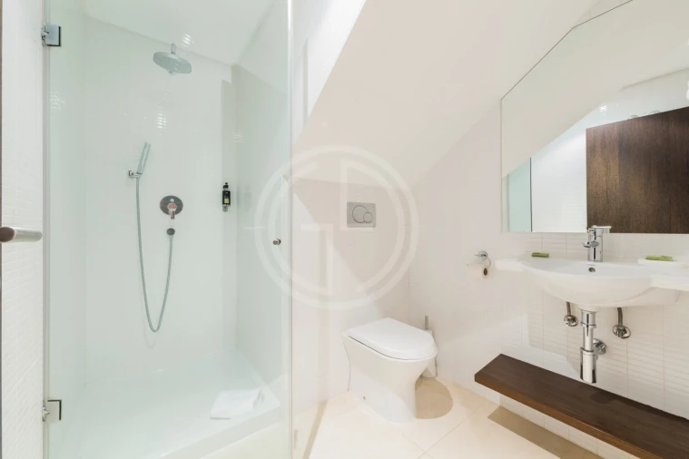 Apartamento T2 para Venda em Quarteira Foto 13