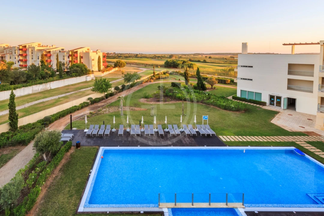 Apartamento T2 para Venda em Quarteira Foto 4