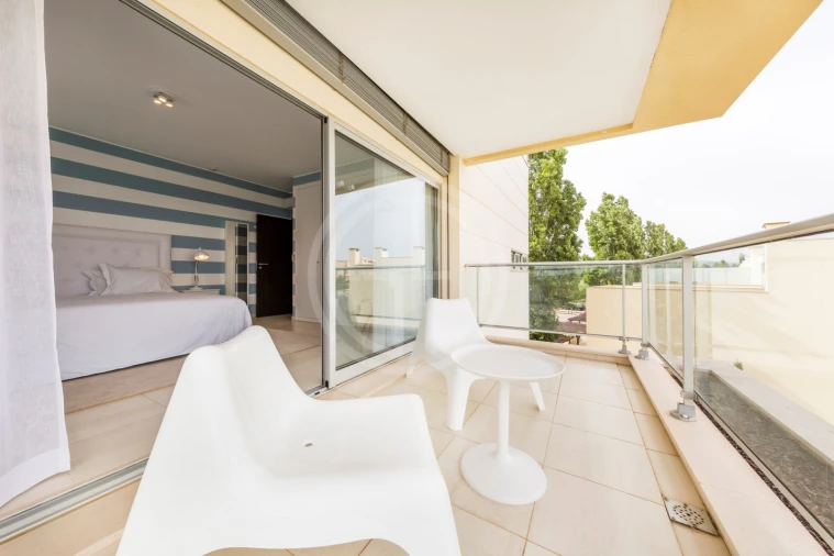 Apartamento T2 para Venda em Quarteira Foto 12