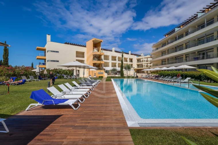 Apartamento T2 para Venda em Quarteira Foto 21