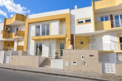Moradia T4 para Venda em Caparica e Trafaria