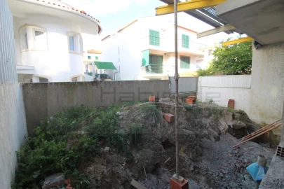 Moradia T4 para Venda em Caparica e Trafaria