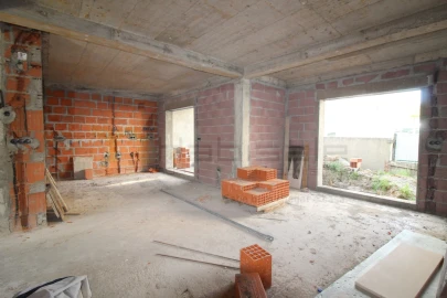 Moradia T4 para Venda em Caparica e Trafaria