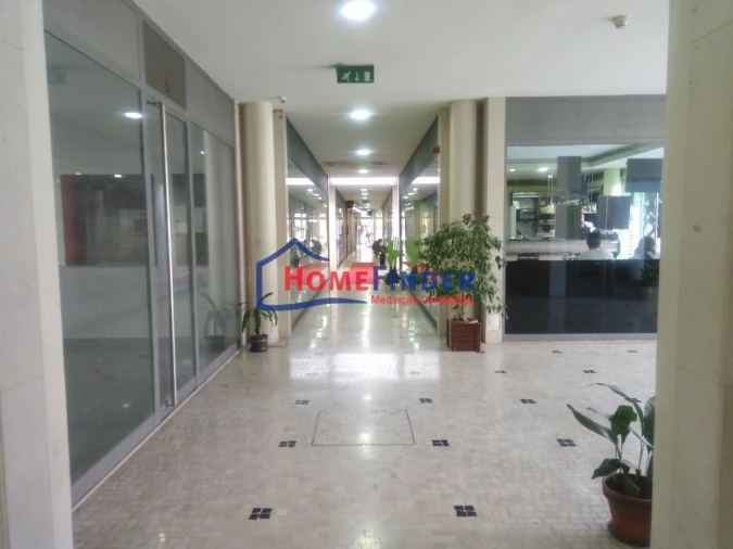 Loja para Venda em Braga (São José de São Lázaro e São João do Souto) Foto 12