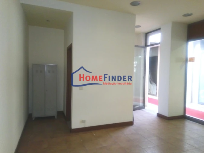 Loja para Venda em Braga (São José de São Lázaro e São João do Souto) Foto 6