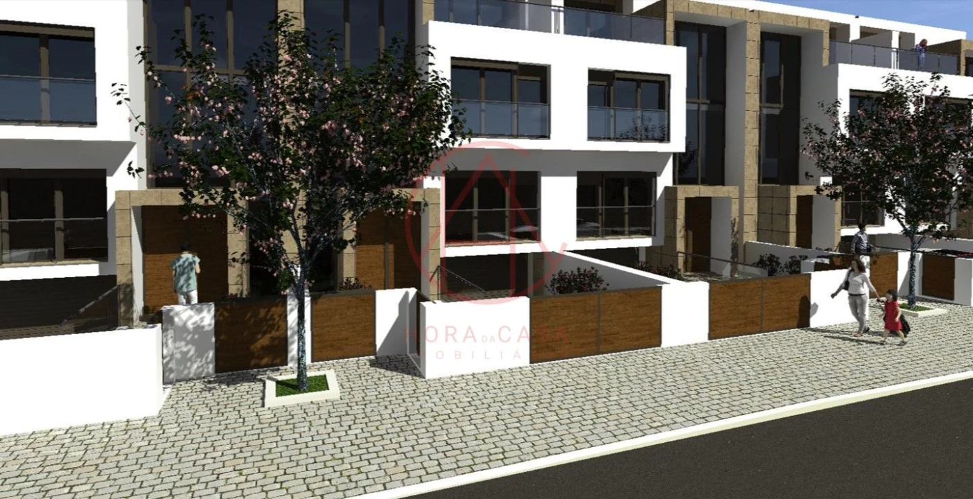 Terreno para Venda em Sarilhos Grandes Foto 8