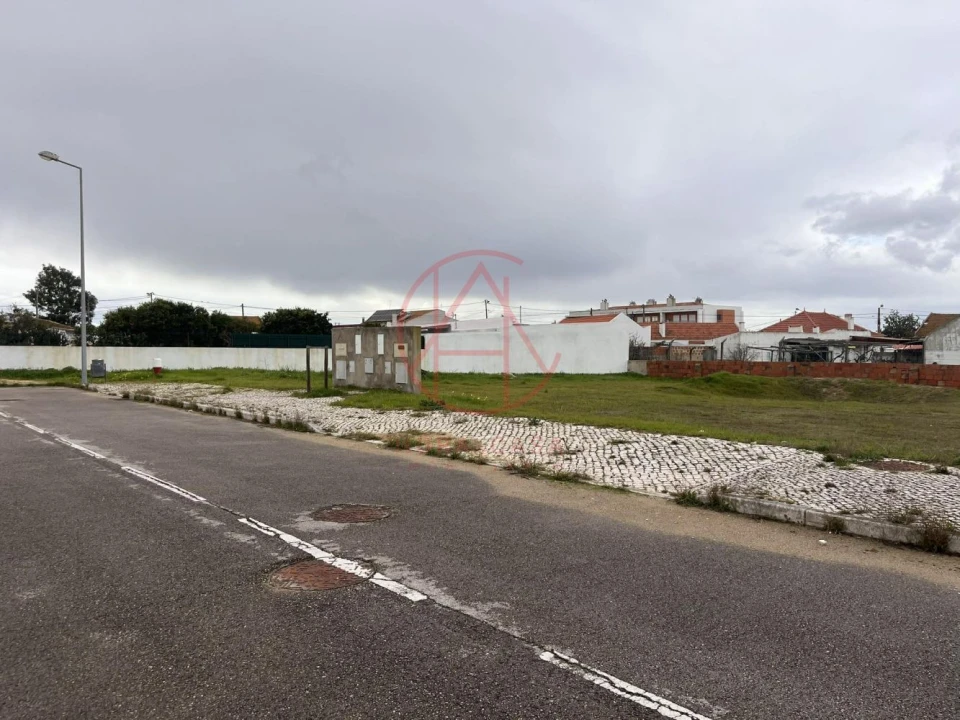 Terreno para Venda em Sarilhos Grandes Foto 14