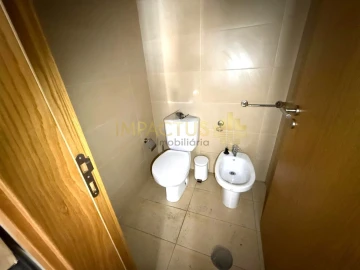 Loja para Arrendamento em Coronado (São Romão e São Mamede)