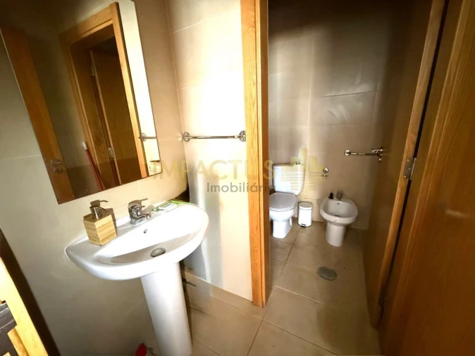 Loja para Arrendamento em Coronado (São Romão e São Mamede) Foto 8