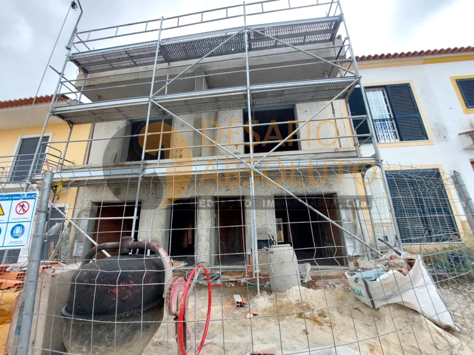 Moradia T3 para Venda em Quinta do Conde Foto 3