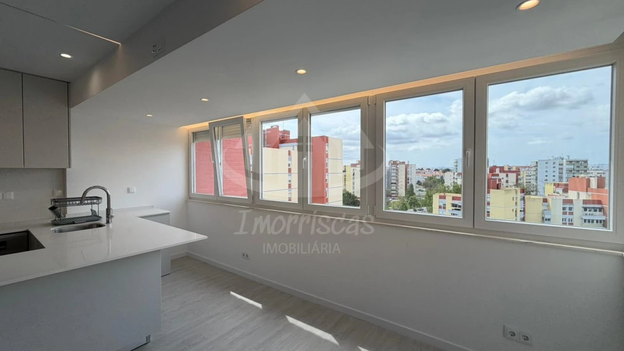 Apartamento T3 para Venda em Olivais Foto 1