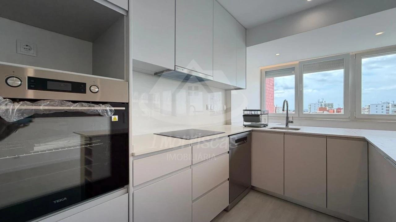 Apartamento T3 para Venda em Olivais Foto 8