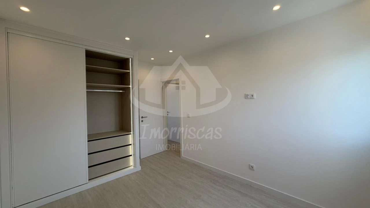Apartamento T3 para Venda em Olivais Foto 20