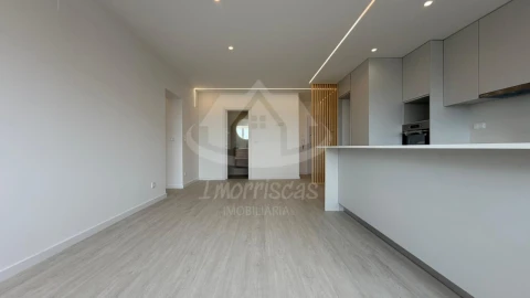 Apartamento T3 para Venda em Olivais