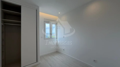 Apartamento T3 para Venda em Olivais