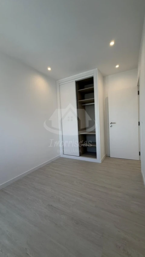 Apartamento T3 para Venda em Olivais