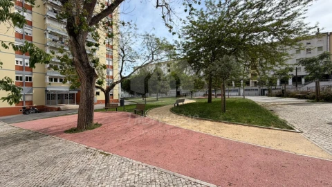 Apartamento T3 para Venda em Olivais