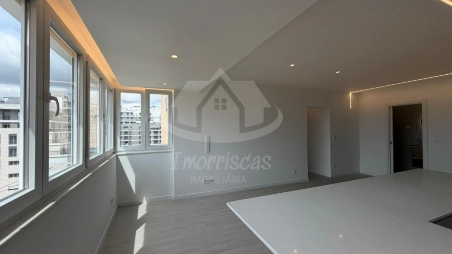 Apartamento T3 para Venda em Olivais Foto 7