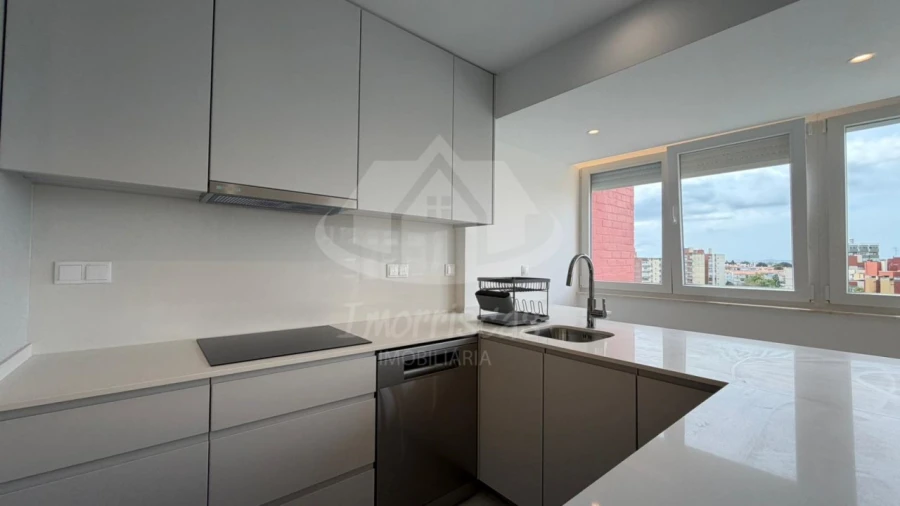 Apartamento T3 para Venda em Olivais Foto 10