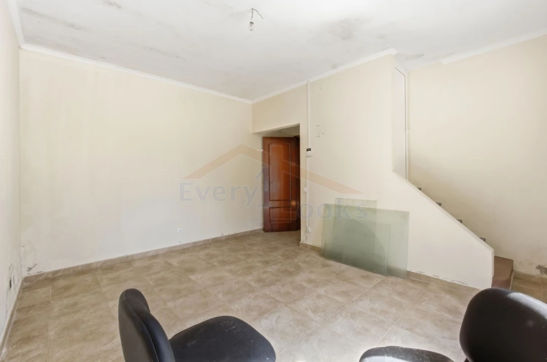 Quinta T10 para Venda em Olho Marinho Foto 43