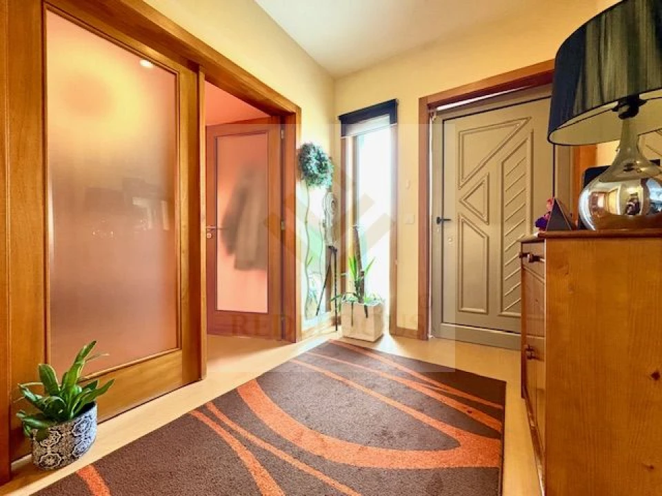 Moradia T4 para Venda em Valega Foto 5