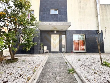 Moradia T4 para Venda em Valega