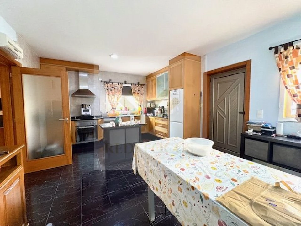 Moradia T4 para Venda em Valega Foto 17