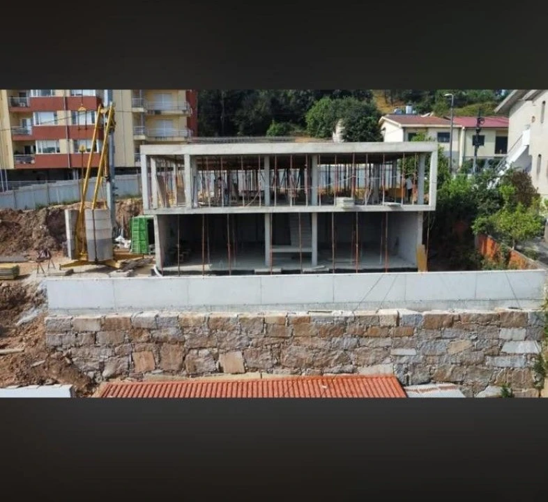 Moradia T3 para Venda em Alfena Foto 9
