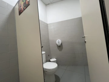 Loja para Trespasse em Recezinhos (São Mamede)