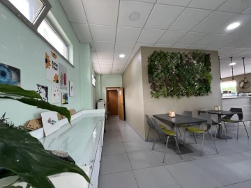 Loja para Trespasse em Recezinhos (São Mamede)