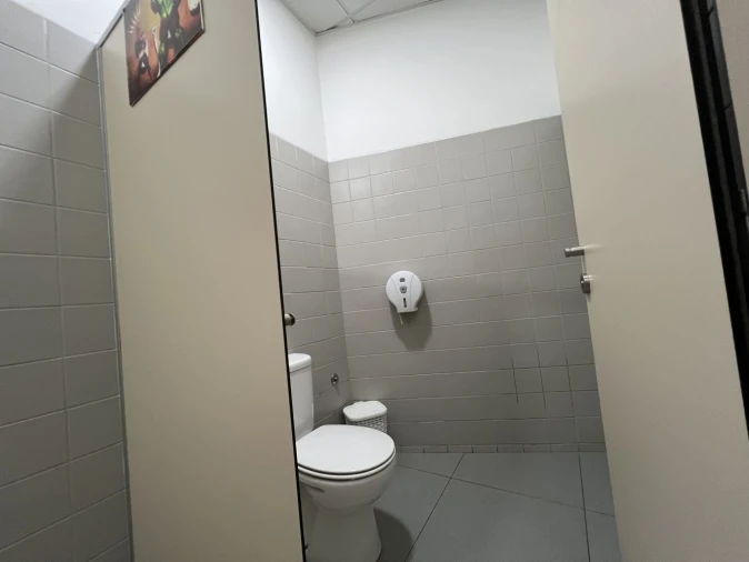 Loja para Trespasse em Recezinhos (São Mamede) Foto 16